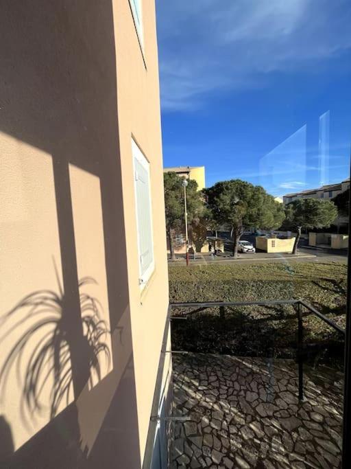St-Pierre-La-Mer, Bel Appartement A Dans Residence Avec Piscine Et Tennis Entre 5 Et 10 Min De La Plage Fleury  Dış mekan fotoğraf
