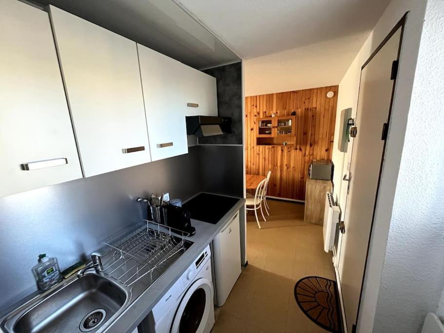 St-Pierre-La-Mer, Bel Appartement A Dans Residence Avec Piscine Et Tennis Entre 5 Et 10 Min De La Plage Fleury  Dış mekan fotoğraf