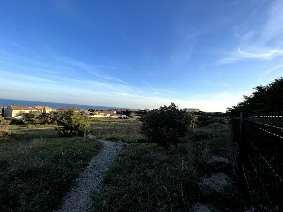 St-Pierre-La-Mer, Bel Appartement A Dans Residence Avec Piscine Et Tennis Entre 5 Et 10 Min De La Plage Fleury  Dış mekan fotoğraf