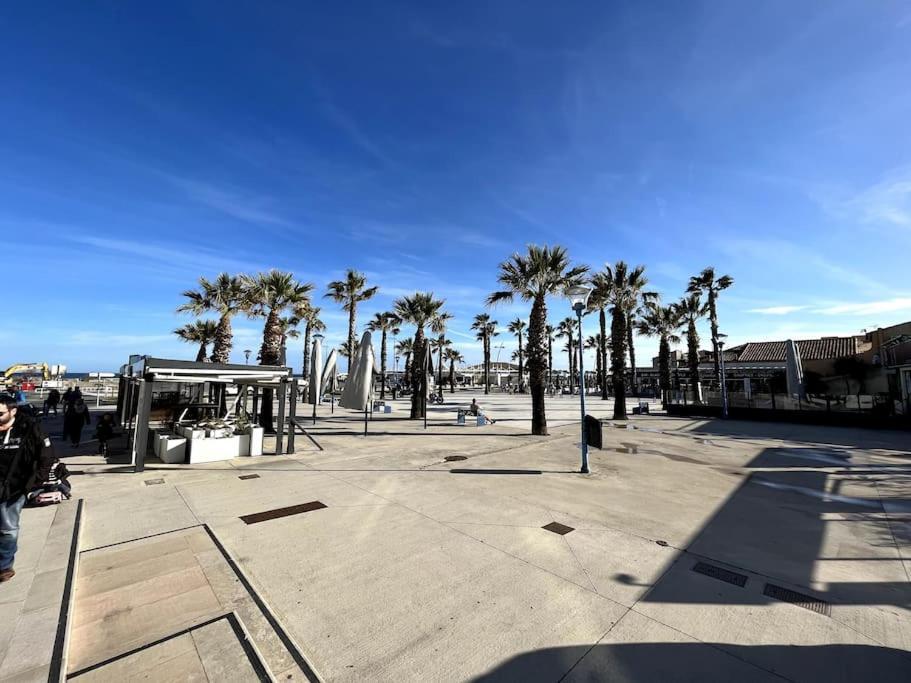 St-Pierre-La-Mer, Bel Appartement A Dans Residence Avec Piscine Et Tennis Entre 5 Et 10 Min De La Plage Fleury  Dış mekan fotoğraf